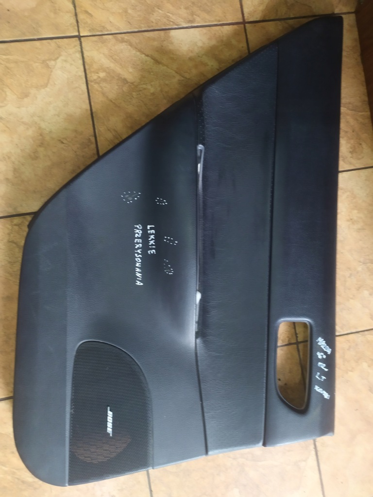 фото №2, Обшивка дверь левый задняя mazda 6 2.citd 02' kom