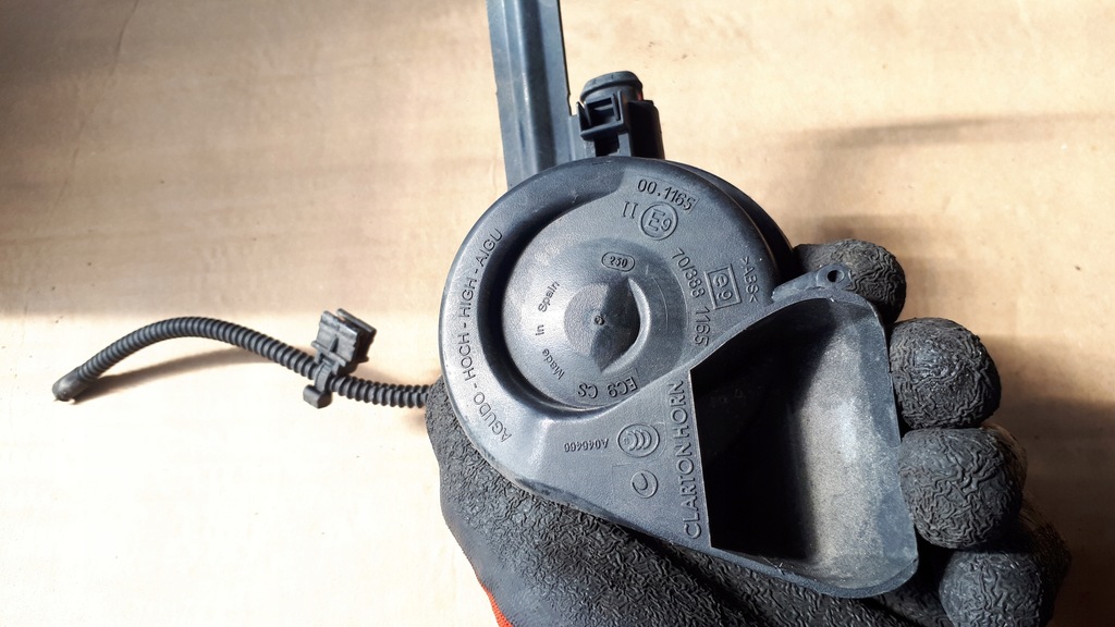 фото №8, A4 b8 lift клаксон левый перед 8t0951223