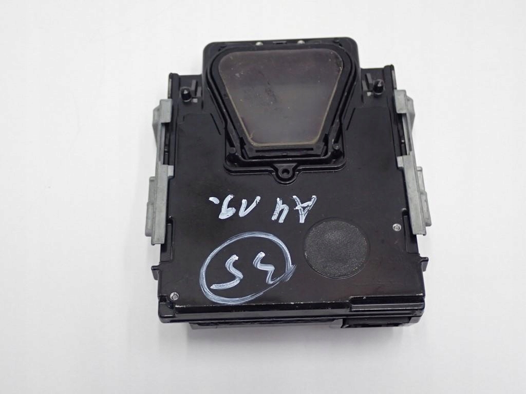 фото №1, Камера ассистент поперечина 8w0907217d audi a4 b9 19r