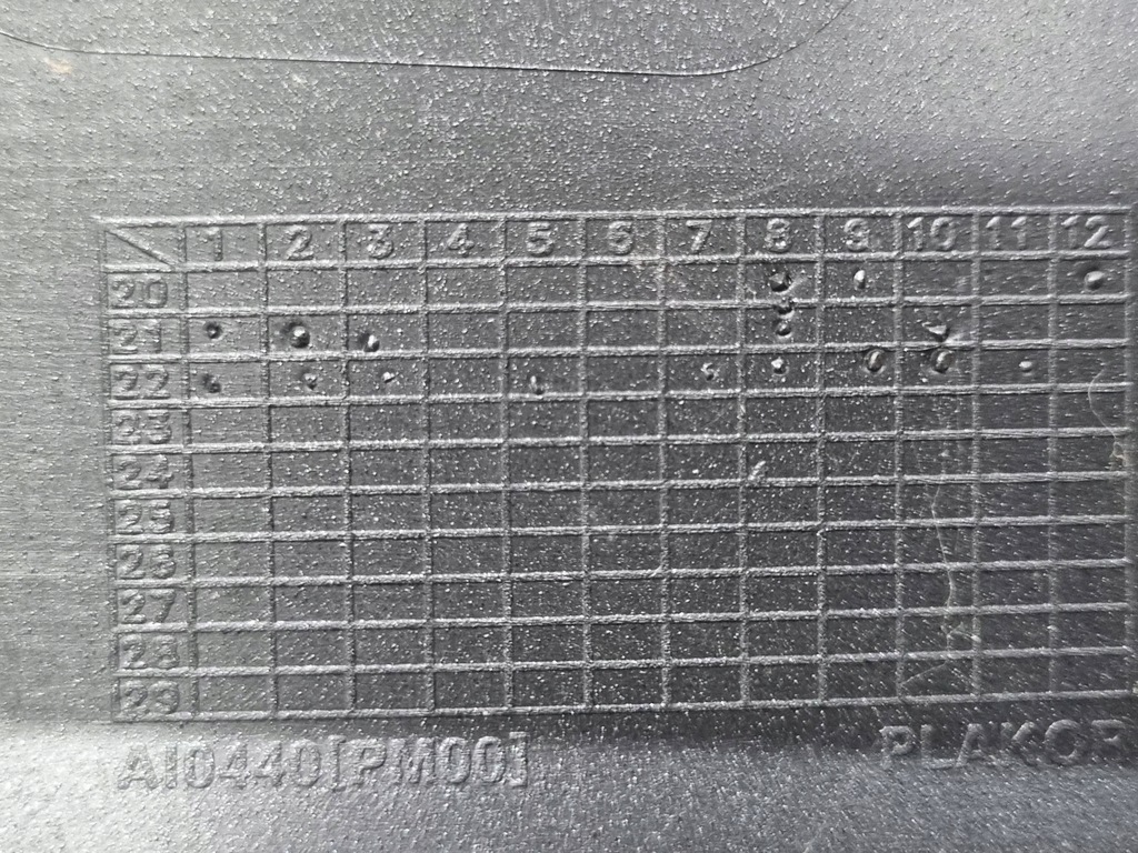 фото №7, Hyundai kona i 2021 перед сторона правая молдинг / накладка na крыло передний