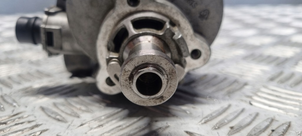 Bmw m2 m3 насос вакуум st893-m2-a Недорого