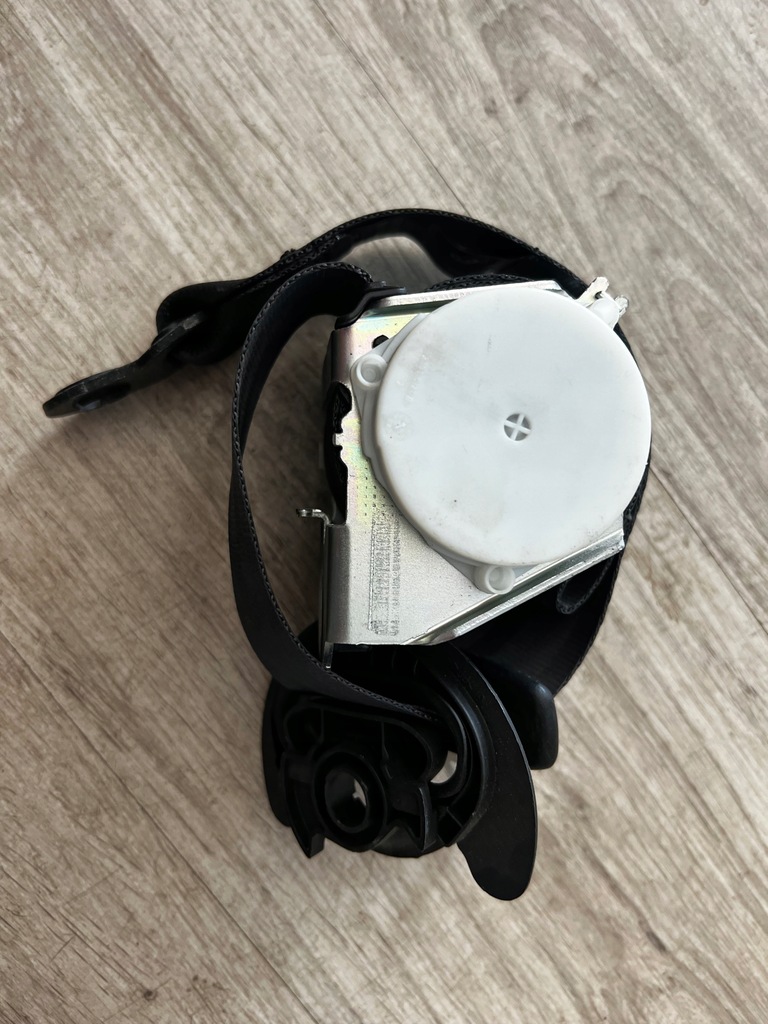 фото №1, Vw amarok lift pas безопасности задняя 2h0857811