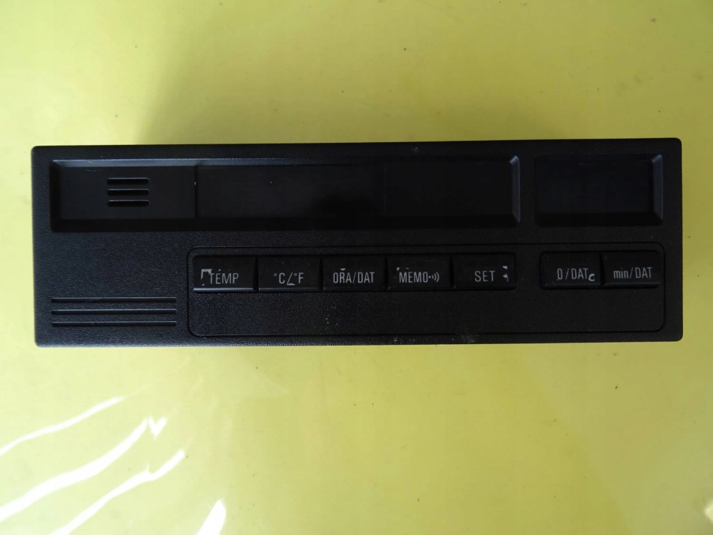 фото №1, Дисплей часы bmw 3 e36 nr199