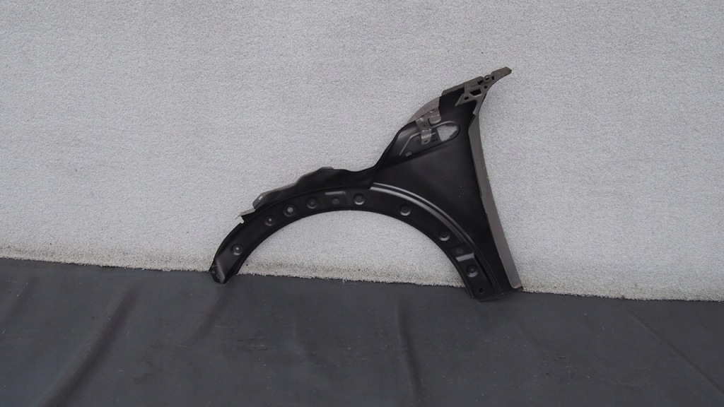 Mini r56 r55 06-13 крыло  правый  перед передний 8442452118 Оригинал