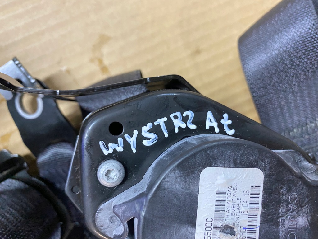 фото №5, Ремені безпеки перед dodge challenger srt 6.4