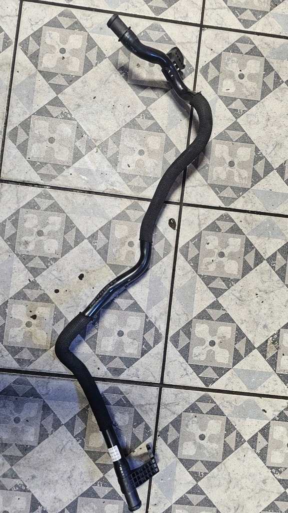 фото №1, Audi q8 e-tron wąż шланг радіатора wody труба трубка 4ke122480ah