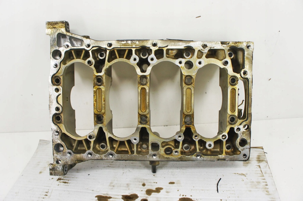 Pr045 volvo v90 16- 2.0i t5 b404t23 підпора вала колінчастого 31368087-ab10 Зі Шроту