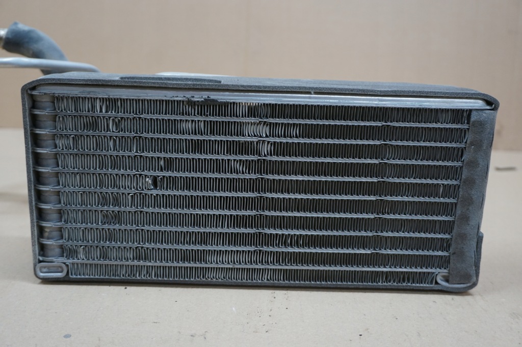 фото №7, Land cruiser 120 испаритель кондиционера задняя 5d 3,0 d4d