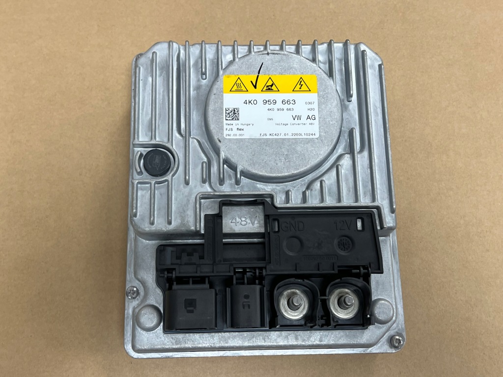 Купити Audi перетворювач напруги 4k0959663