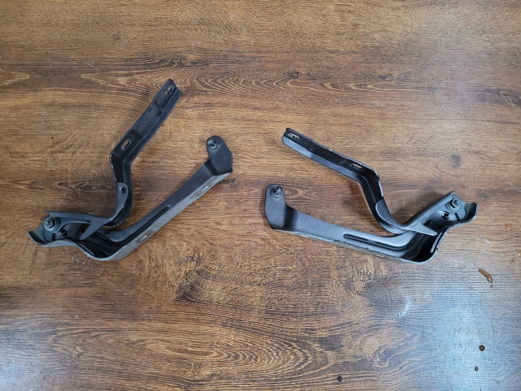 фото №1, Levante петля капот передней левый правый идеальное состояние