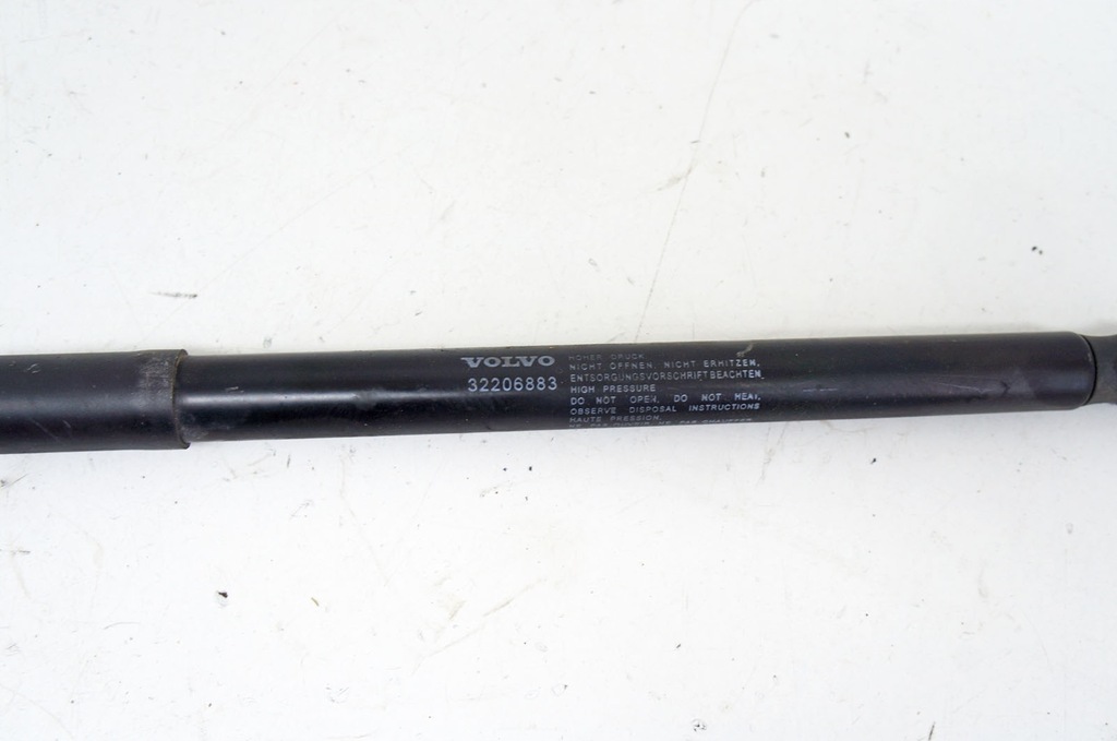 фото №5, Uk286+ volvo xc40 d3 амортизаторы капот комплект 32206883 2szt