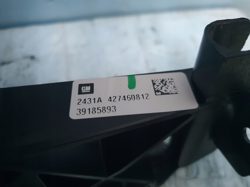 Радиатор воды opel astra 5 v k новая 39185893 в Украине