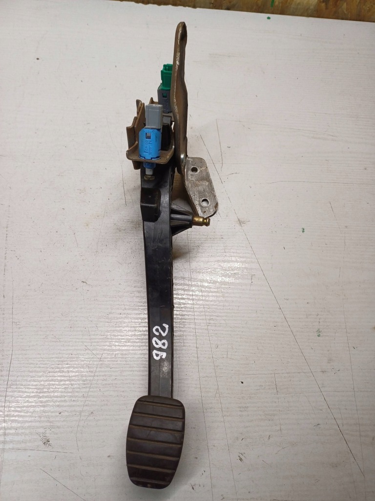 фото №1, Педаль сцепления renault megane ii 72547