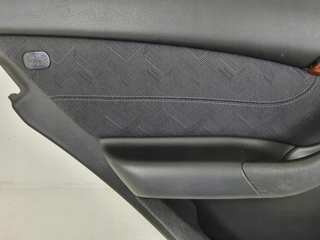 фото №3, Оббивка обшивка двері лівий задня mercedes w220