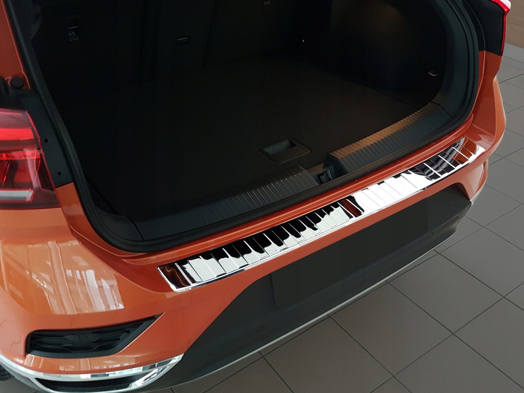 фото №3, Volkswagen t-roc накладка молдинг na бампер зеркало