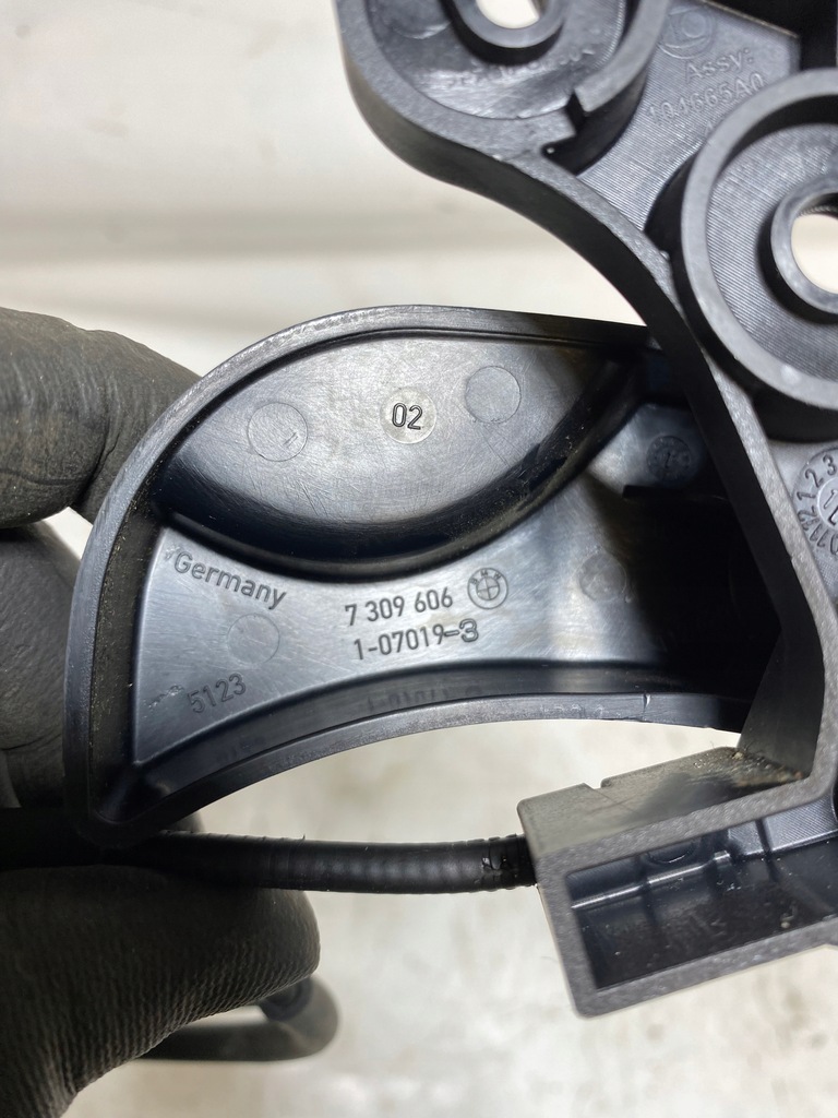 фото №6, Bmw f45 f46 f39 f48 f40 важіль капот тягa трос відкривання 7326517 kpl