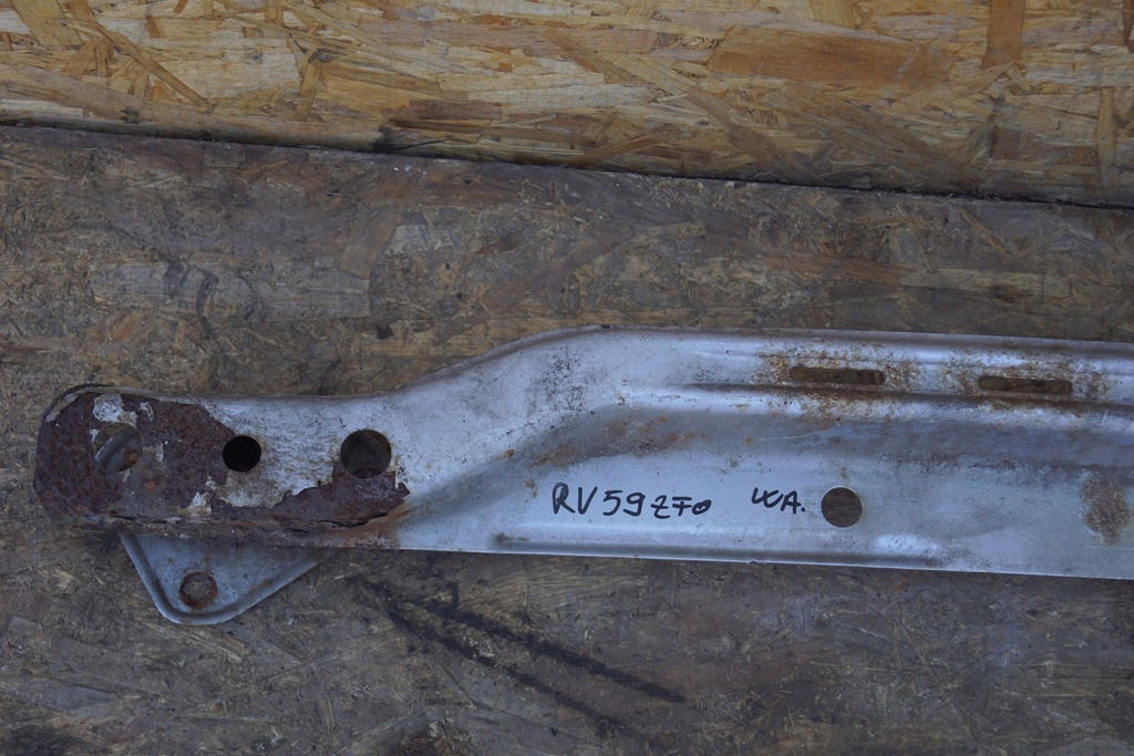 фото №7, Toyota aygo балка бампера задняя y957