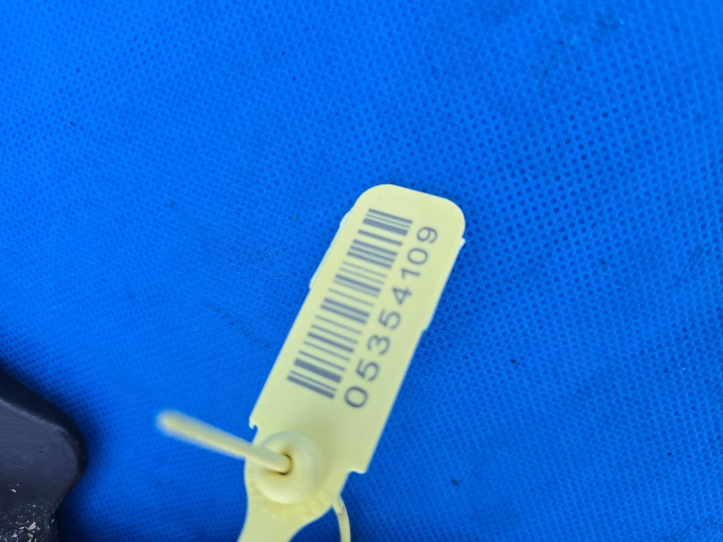 Накладка впуск воздуха bmw 3 e46 7501988 с Разборки