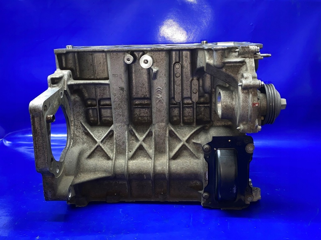 фото №8, Блок двигателя peugeot 208 citroen 1.2 vti 9802572210 hm01