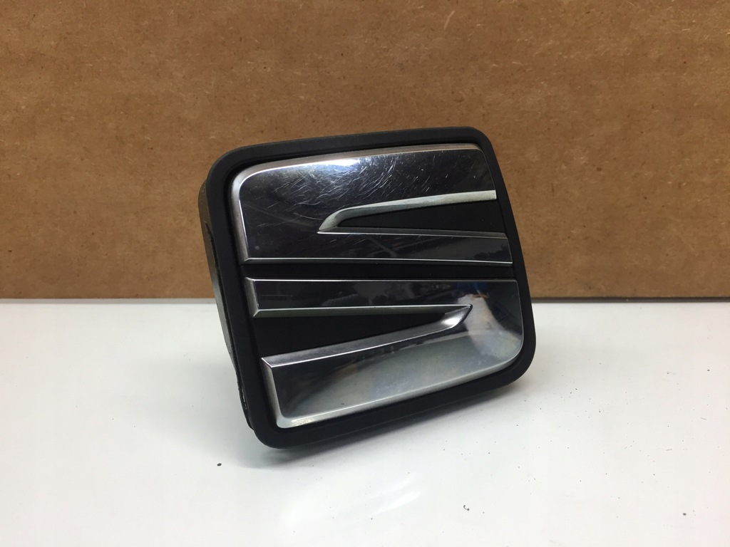 фото №1, Leon 3 iii замок ручка logo крышки багажника