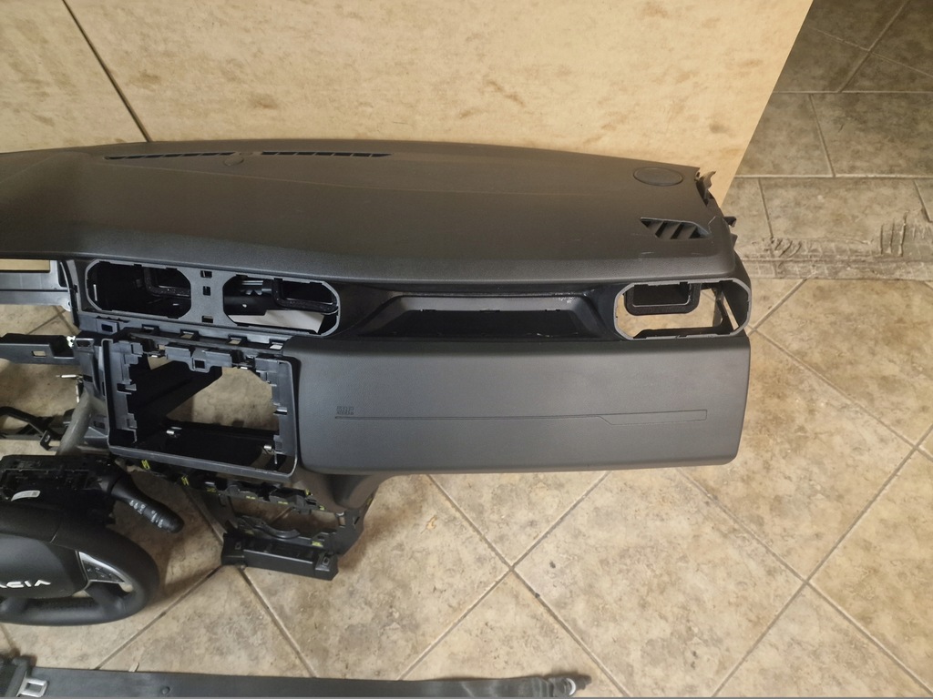 фото №4, Консоль подушка безпеки ремені dacia duster 2 lift 2022 rok