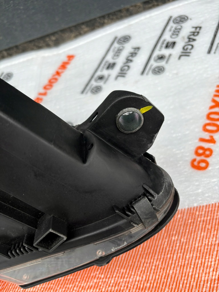 фото №7, Лампа ліва bi-xenon mercedes c-klasa w204