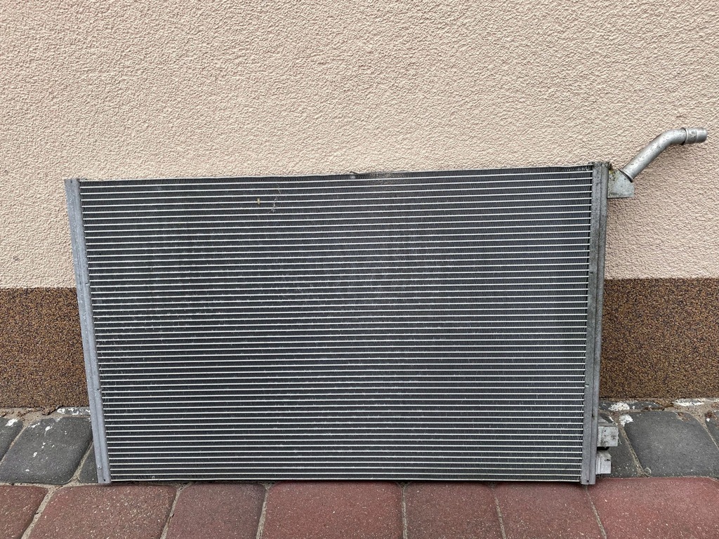 фото №1, Радиатор wody velar f-pace xe xf gx73-8k230-bb оригинал