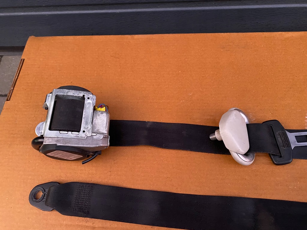 фото №4, Vw fox pas лівий 5z0857705a