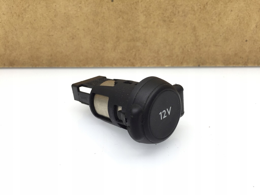 фото №1, Peugeot 308 t9 ii роз'єм прикурювача 12v