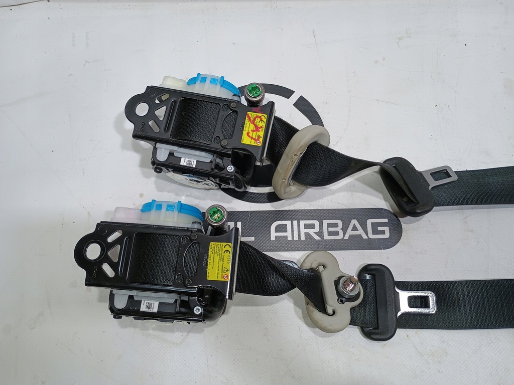 фото №5, Mazda 2 ii mazda 3 iii pas ремни безопасности перед оригинал демонтаж