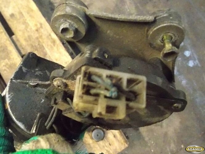 фото №4, Mazda 626 ii gc 2.0 1987r - моторчик двірник