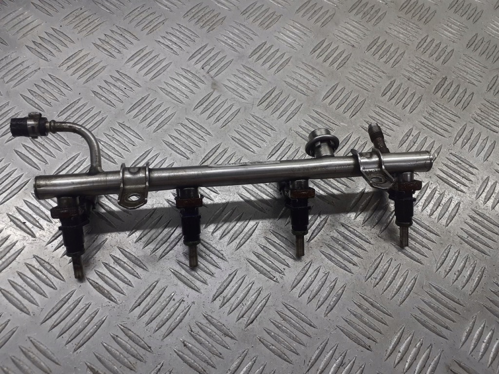 фото №1, Молдинг упорскування mercedes w169 1.7 a2660700395