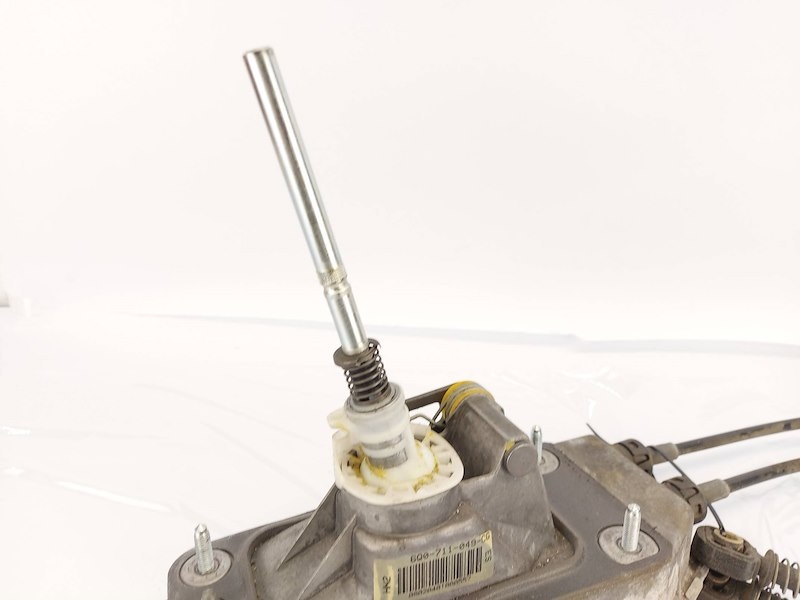 Кулиса  кулиса кассета тросы переключения передач 6q0711049cg vw seat skoda Оригинал