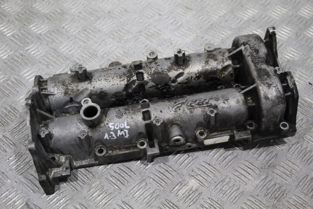 фото №1, Крышка клапанов валы распределительного вала fiat 500l