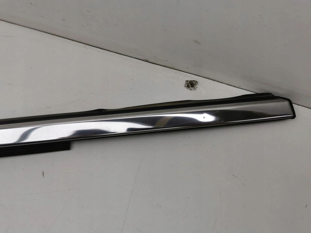 фото №7, Chrysler grand voyager v 2011 молдинг скло двері розсувних