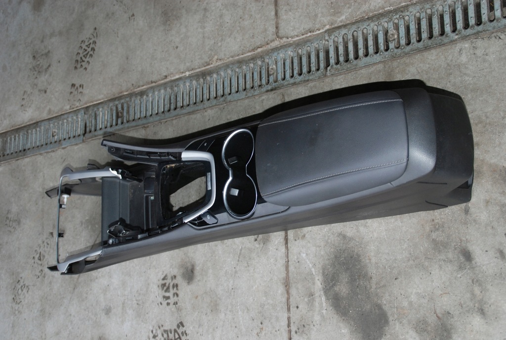 фото №9, Підлокітник ford mondeo mk5 оригінал