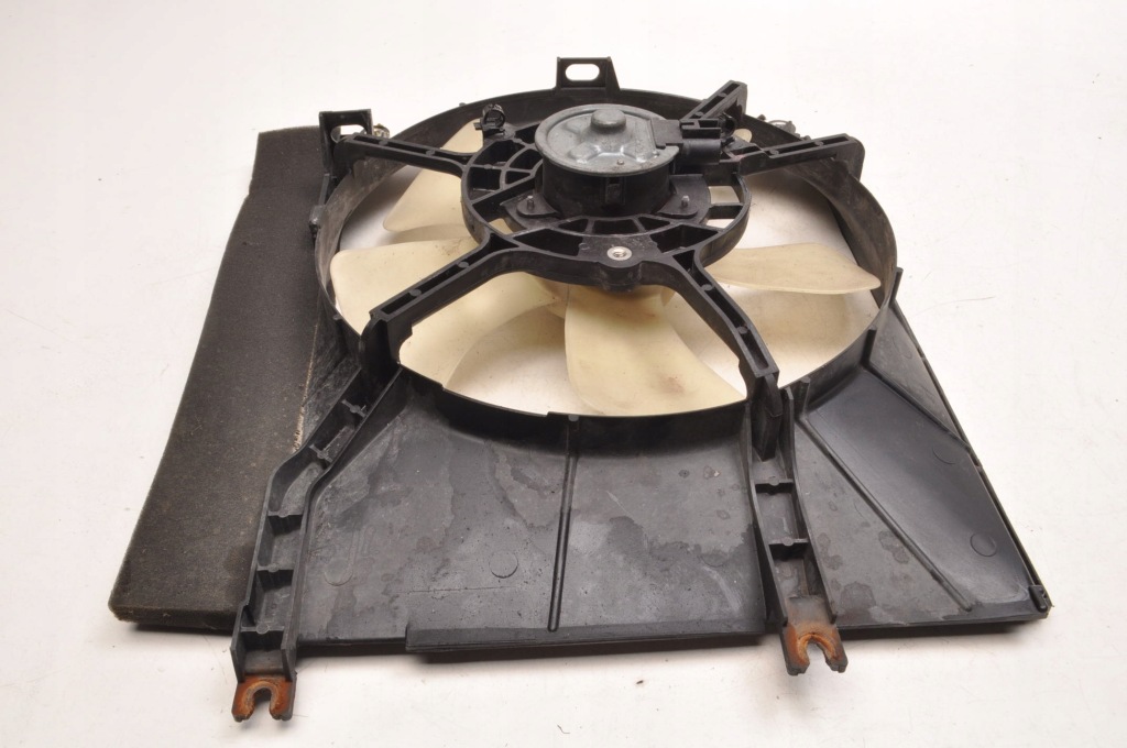 Daihatsu sirion 2 mini f54 f55 f56 1.3 вентилятор радиатора 122750-8260 Недорого