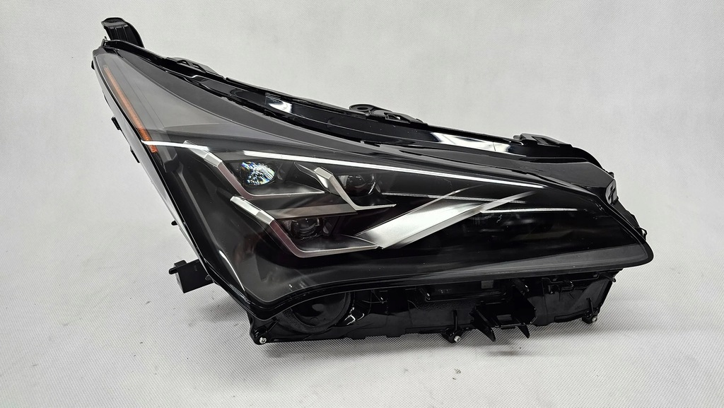 фото №1, Lexus nx 300h lift лампа перед правая full led ue