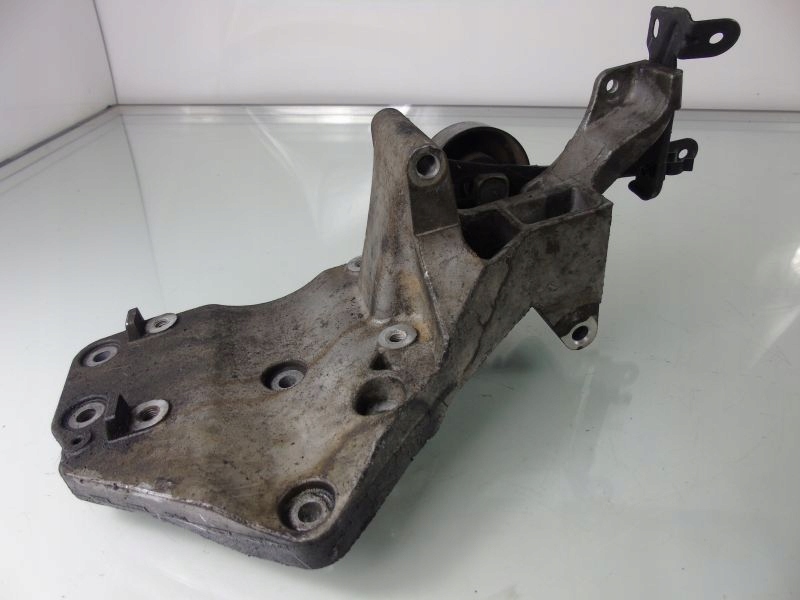 фото №1, Navara d40 2.5 dci кронштейн основание nissan