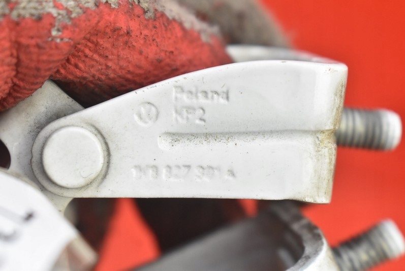 фото №5, Петля петли крышки skoda citigo 5d 11-17