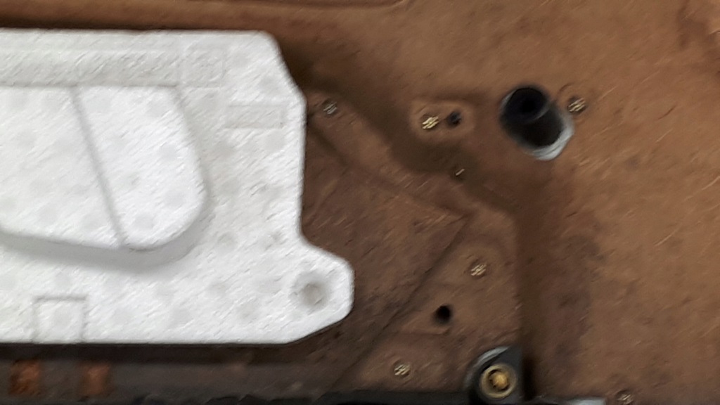 фото №10, Nc82420d02 обшивка правый перед mazda mx5