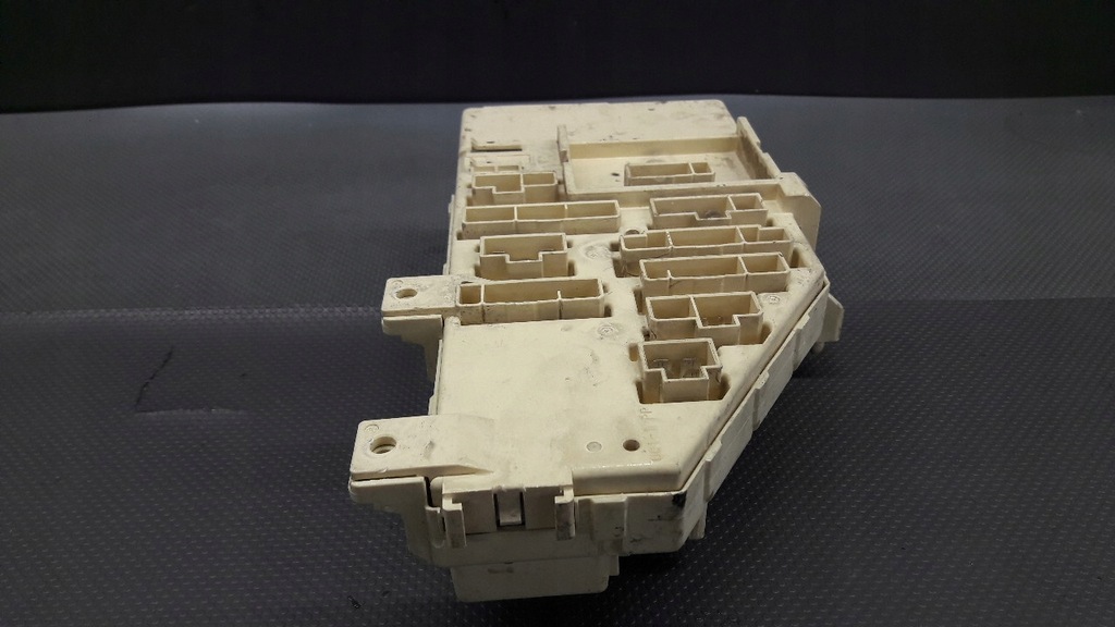 фото №9, 4759434ac коробка предохранителей chrysler sebring