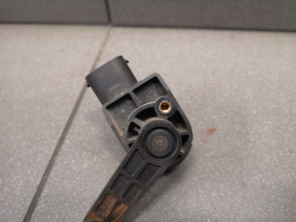 Купить Датчик выравнивание света ксенон левая перед audi a8 d3 4e0941285e