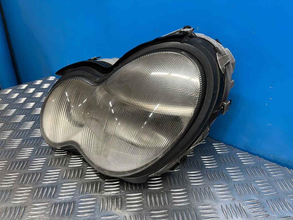 фото №5, Mercedes w203 лампа левый перед ксенон левая