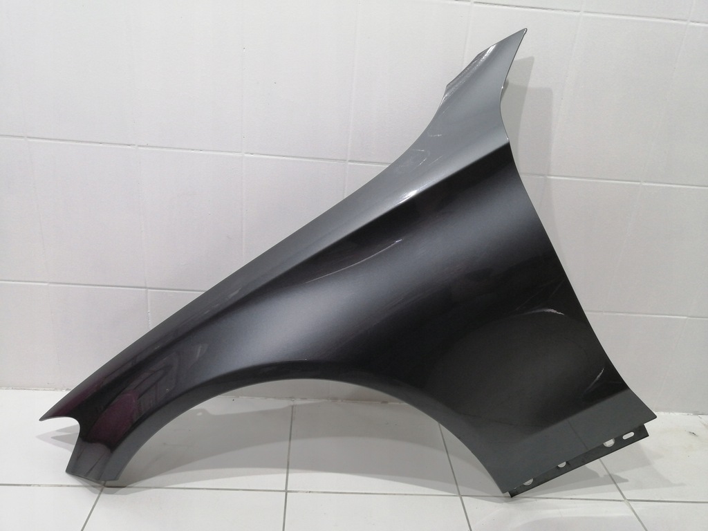 фото №1, Крыло левый передний перед mercedes w205