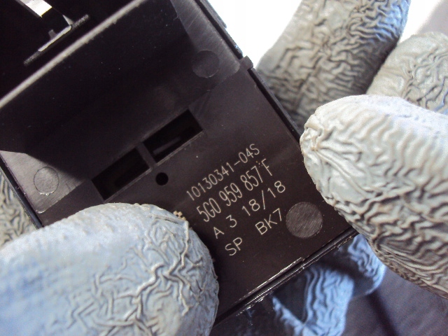 фото №5, Панель окон левый перед seat arona 1.0 tsi 18r