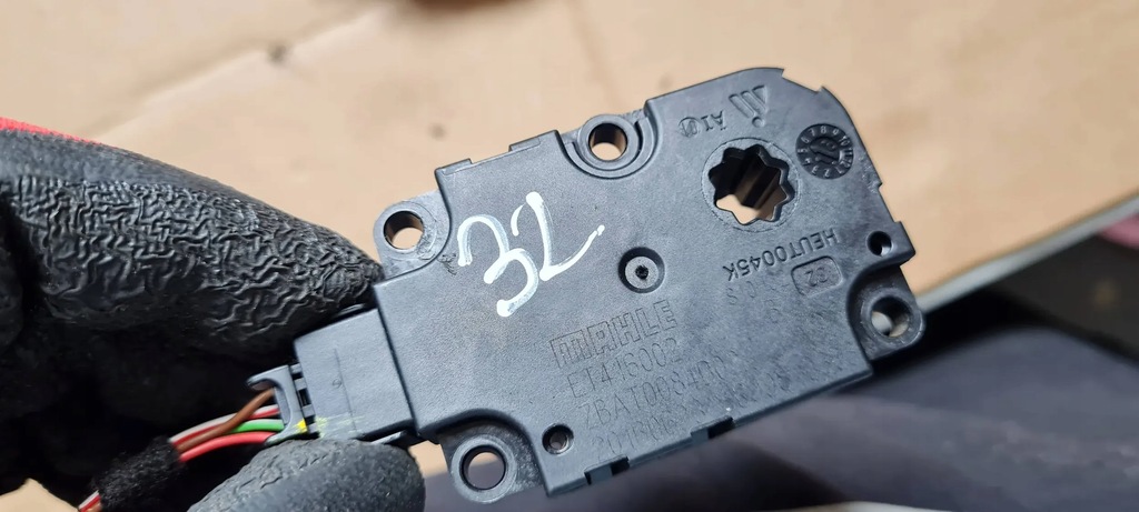 фото №7, Q7 4m ii моторчик обігрівача et416002 zbat0084d02 a5 8w a4 b9 8w