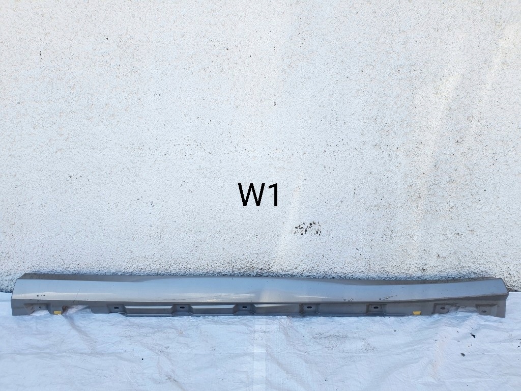 фото №1, Накладка порог правая mercedes r-klasa w251