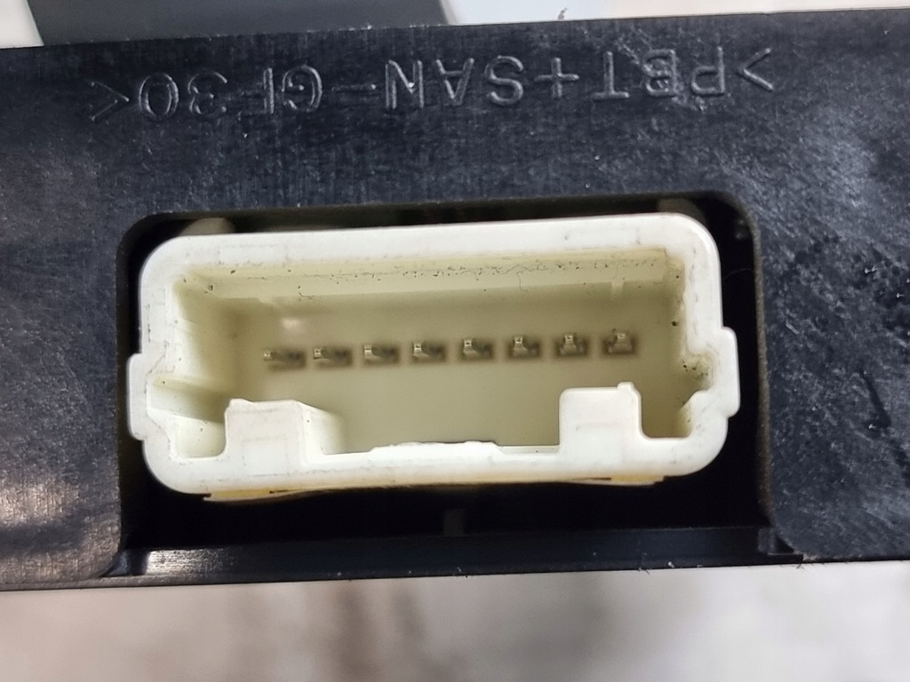 фото №7, Блок управления centralngo замка оригинальный номер 89991-47030 toyota prius ii 08r