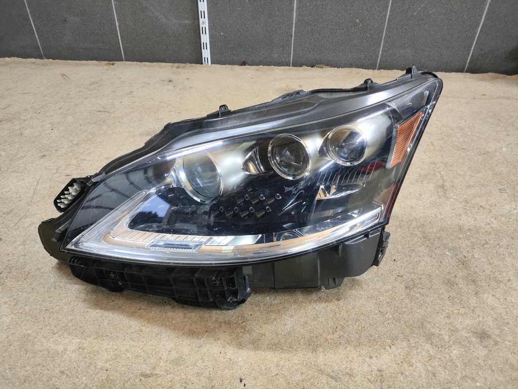 фото №1, Lexus ls600 ls 600 460 2013-2016 - full led передний перед левый